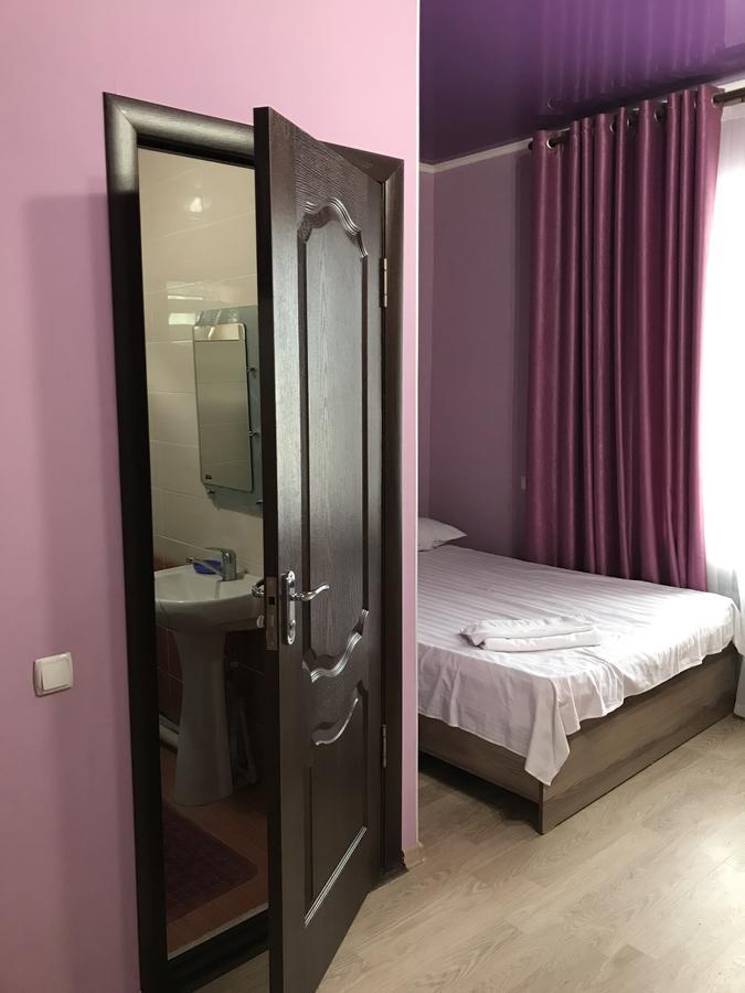 Hotel Prestizh Тараз Екстериор снимка